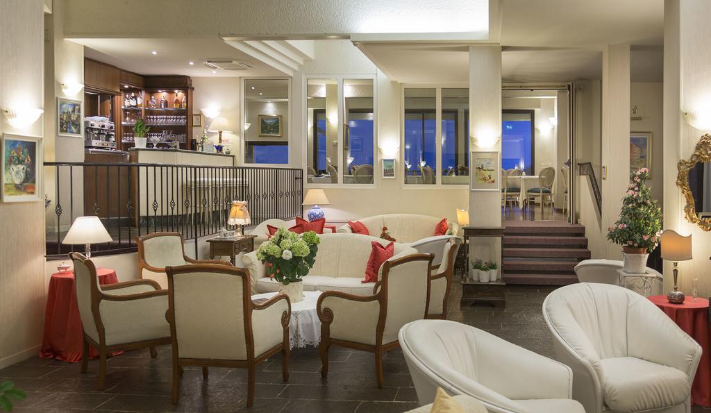 Hotel Admiral Riccione Exterior foto